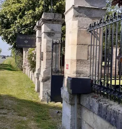 Maison Blanche Maison d'hôtes *