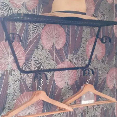 ゲストハウス Maison Blanche