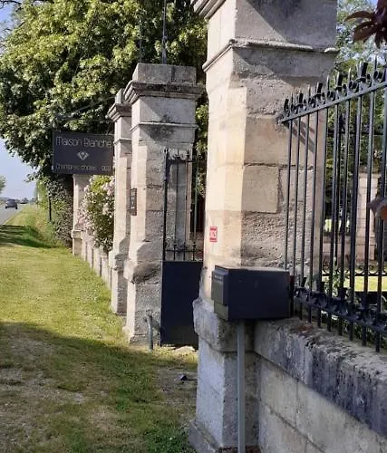 Maison Blanche Vendégház *